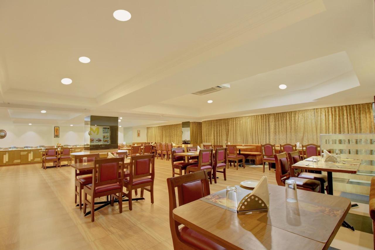 Monarch Brigade Road Hotel Bangalore Eksteriør billede