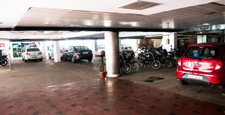Monarch Brigade Road Hotel Bangalore Eksteriør billede