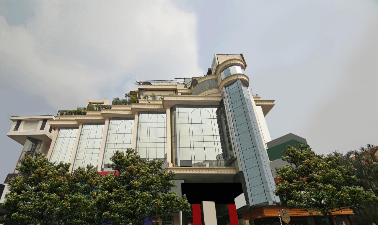 Monarch Brigade Road Hotel Bangalore Eksteriør billede